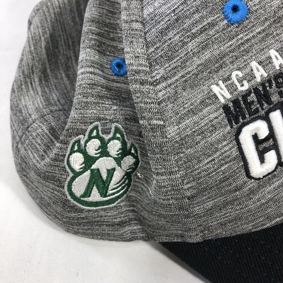 ELITE EIGHT 2017 Hat StrapBack Locker Room DIVISION II NCAA MENS BASKETBALL OSFM - Picture 5 of 14